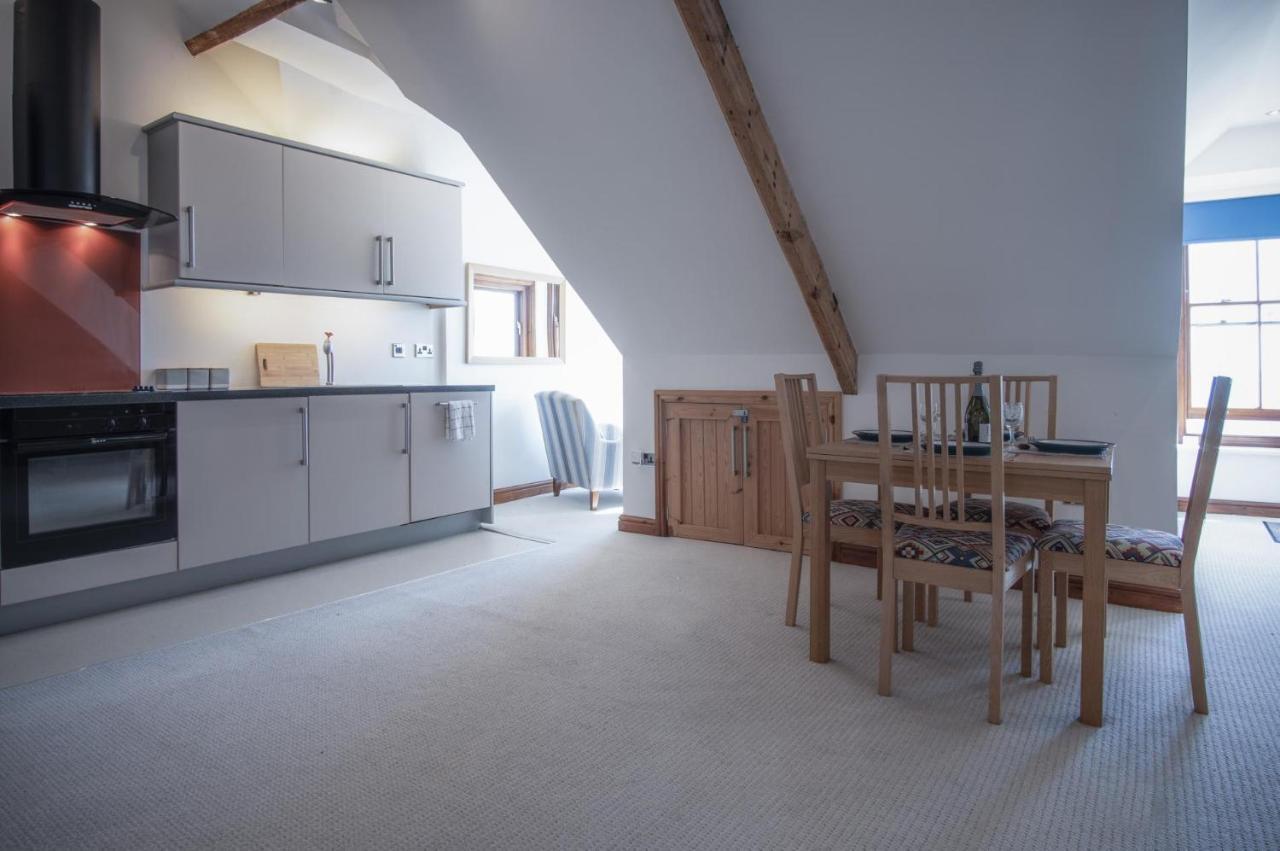 The Nest - 1 Bedroom Apartment - Тенби Екстериор снимка