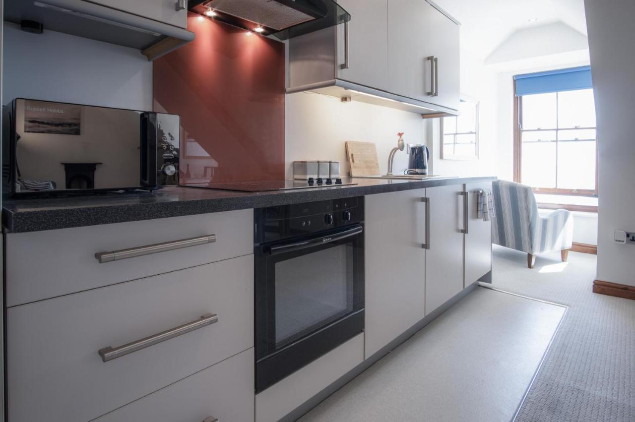 The Nest - 1 Bedroom Apartment - Тенби Екстериор снимка